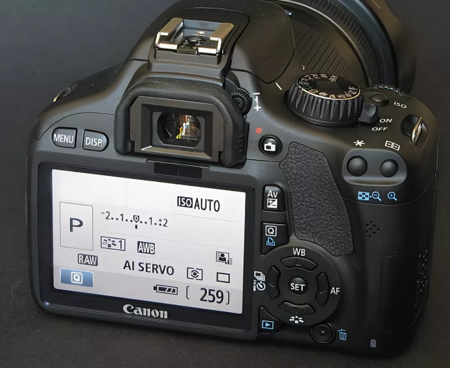 Canon EOS-550D